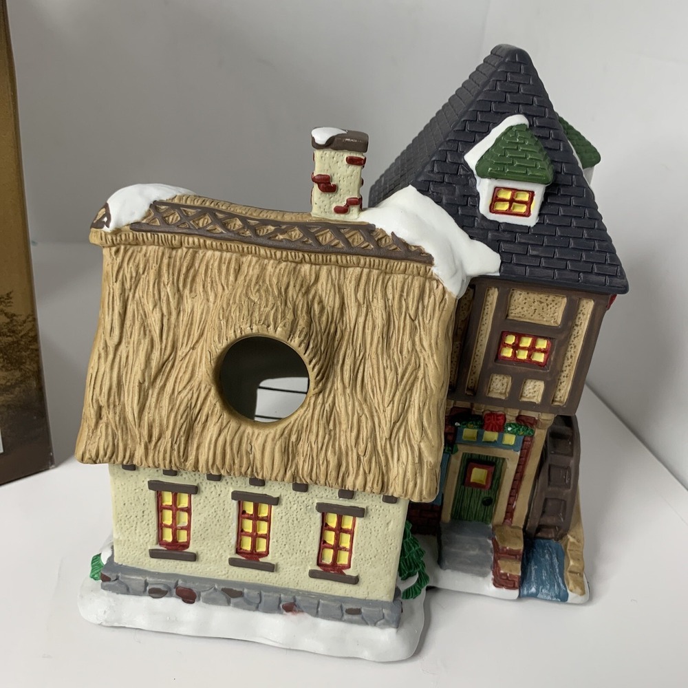 Lemax Enchanted Forest Glass Window House Mill Tavern Figurines Inside And Out - Picture 9 of 11